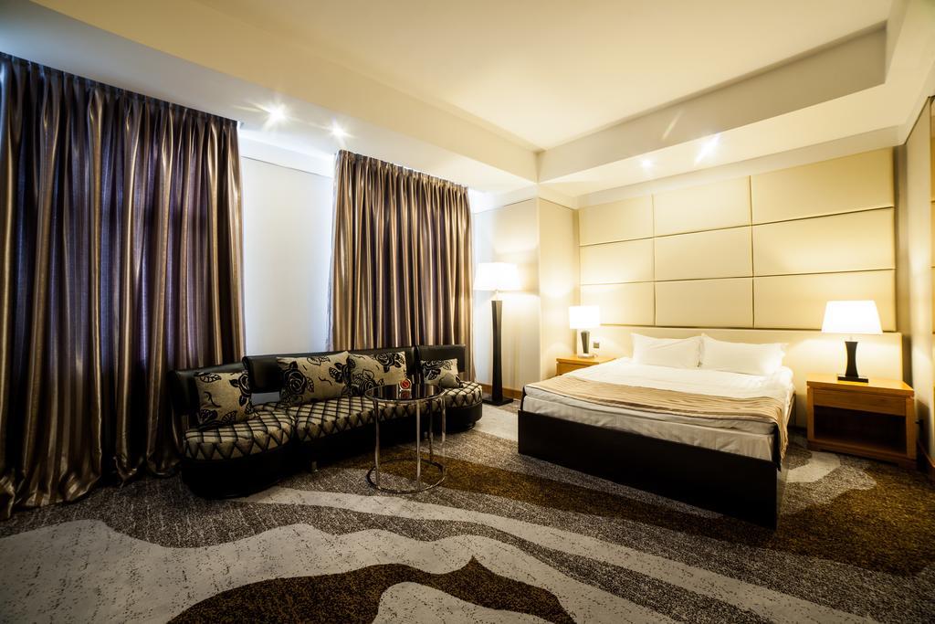 Absolute Hotel Nur-Sultan  Room photo